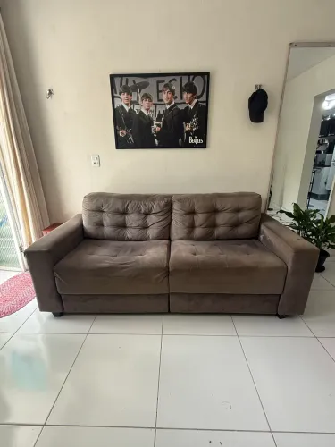 Sofá dois lugares 2,10