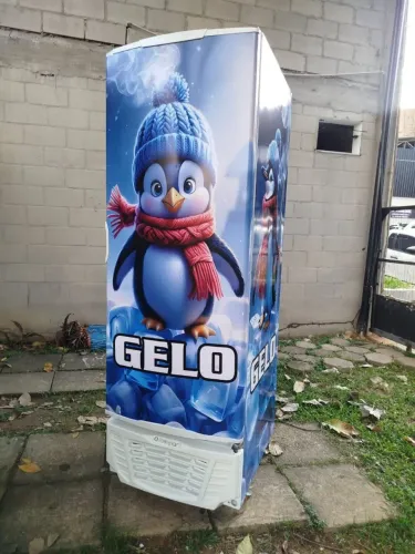 ? Freezer Gelopar ?