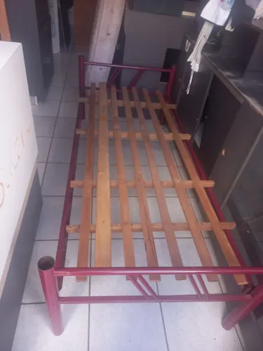 Cama solteiro 100.00 tubular *