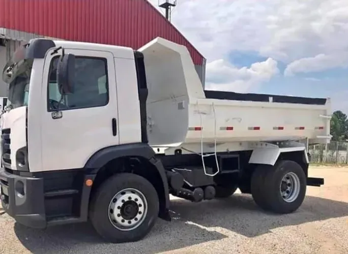 Retirada de entulho lixo vegetação