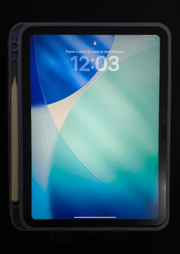 iPad 11 (A16) 128GB Wi-Fi + 5G eSIM ? Garantia até 02/2027