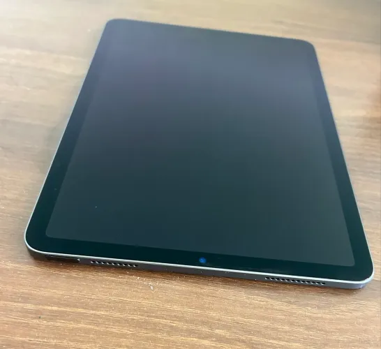 iPad Air 5 Geração M1 64GB - Excelente Estado + Carregador Apple Original 10x sem juros