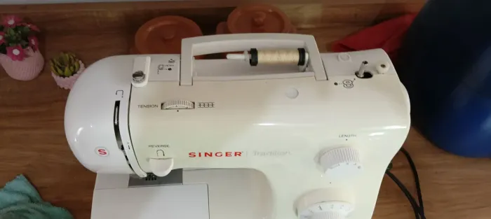 Máquina de costura Singer