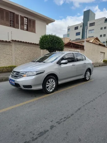 Honda City Sedan LX 1.5 Flex 16V 4P Aut. 2013