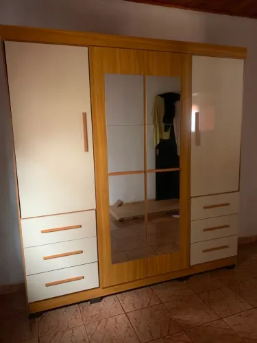 Guarda roupa de casal novos