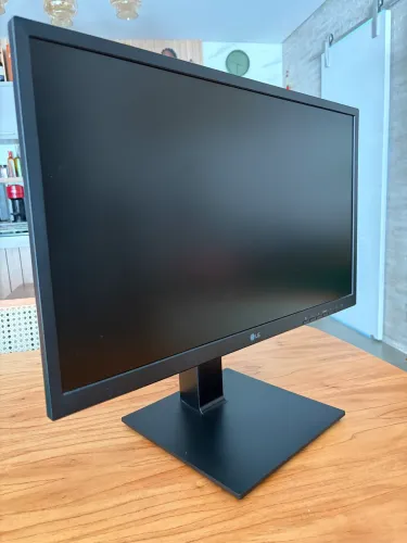 Monitor LG, 24"