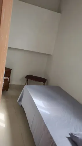 Quarto pra alugar no pindorama