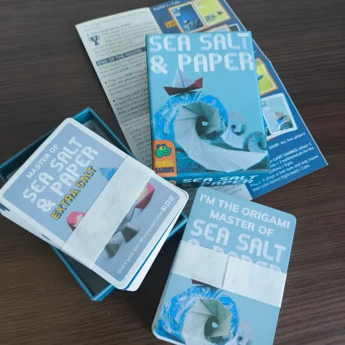 Loja Mundo - NOVO Sea Salt and Paper + Expansão Extra Salt cardgame Jogo de cartas