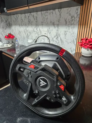 Volante Thrustmaster T248R PC/PS4/XBOX 