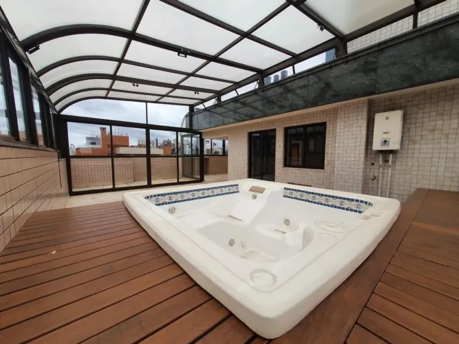 Cobertura em Rua Renato Almeida - Bela Vista - Porto Alegre/RS