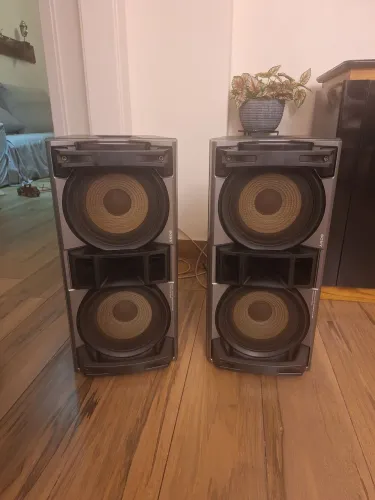 Caixas de som sony GTX 77