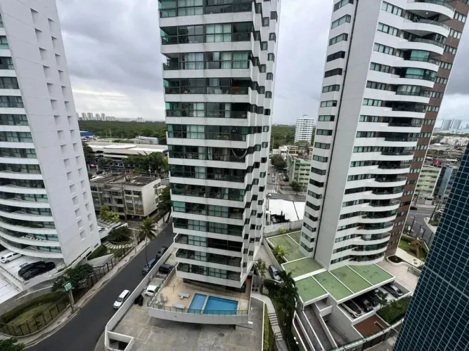 SUPER 4 QUARTOS - BOA VIAGEM 220M2