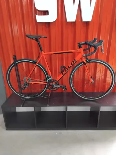 Bicicleta Caloi Strada Shimano Claris 2x8 tam. M