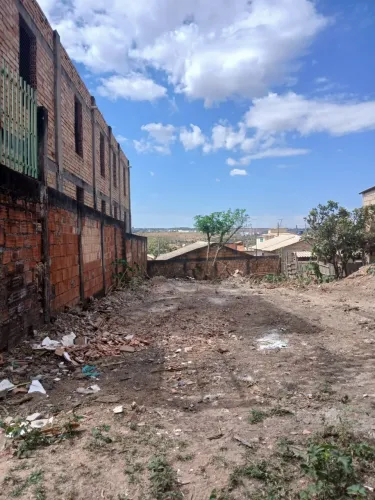 Lote 250m2