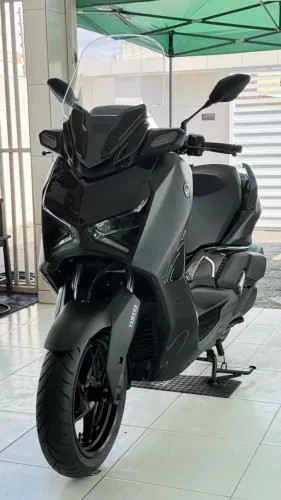 Yamaha XMax 250 Connected 2025