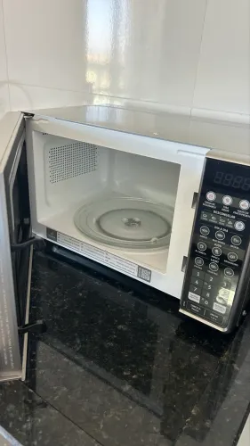 Micro-ondas Electrolux MT30S 20 Litros 220V - Perfeito Estado