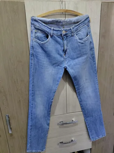 Calça jeans masculina tamanho 40 - Usada - Entrego