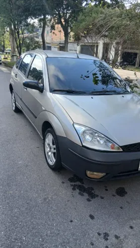 Ford Focus 1.6 S/se/se Plus Flex 8v/16v 5P 2005