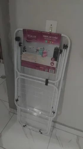 Vendo Varal de chão