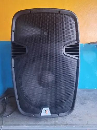 Caixa J&F com Bluetooth