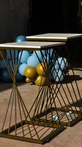 Conjunto de 2 Mesas para Bolo e Decoração de Festas
