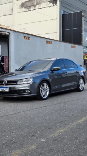 Volkswagen Jetta Highline 2.0 TSI 16V 4P Tiptronic 2017