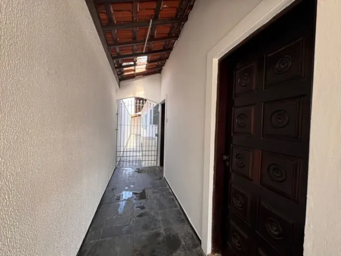 Casa 2 dormitórios à venda em Praia Grande/SP