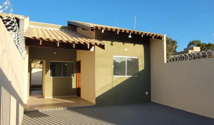 Casa usada á venda com 2 quartos no Jardim Columbia em Campo Grande - MS