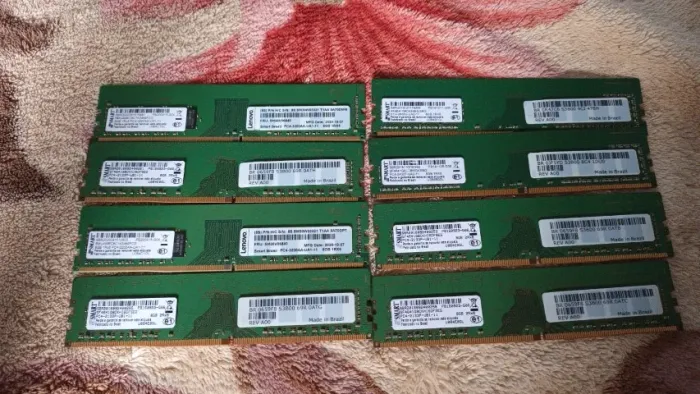 8 memórias DDR4 8 GB desktop, Smart Brasil / Lenovo