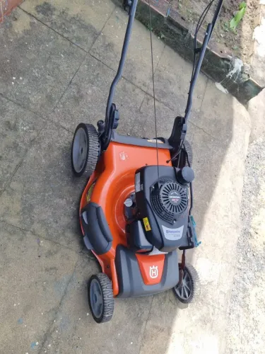 Cortador de grama