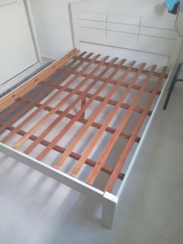 Cama de casal MDF laqueada c/ colchão