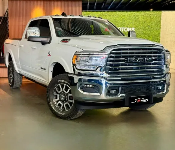 Ram 3500 Limited Longhorn 6.7 TB CD Diesel 2024
