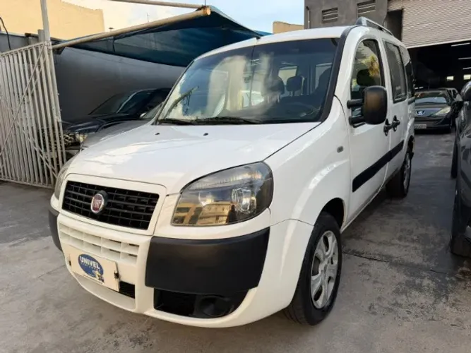 Fiat Doblo Essence 1.8 Flex 16V 5P 2021