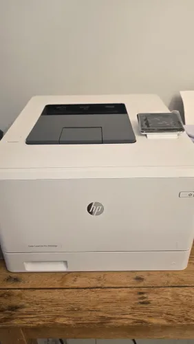 Impressora Color laser jet pro M454dw