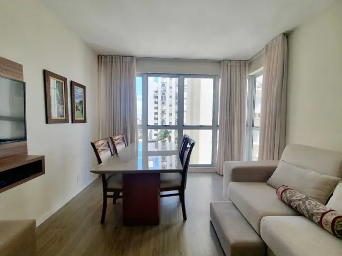 Apartamento à venda, 2 quartos, 1 vaga, Centro - Florianópolis/SC