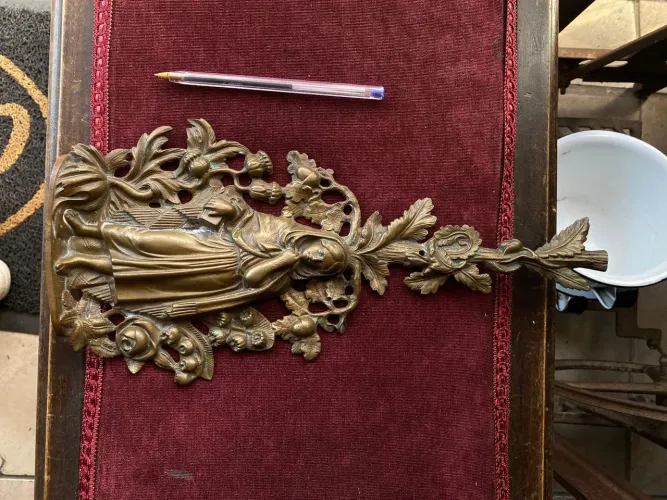 Antiga decoração em bronze Dietz Patent NY (ref:184)