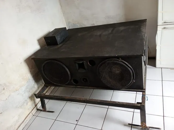 Som Para Kombi R$ 1.800,00