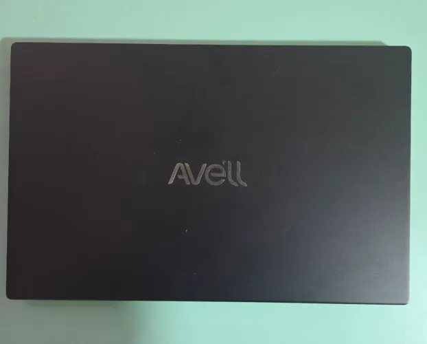 Notebook Avell B on