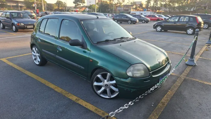 Renault Clio RN/ Expression 1.0 5P 2000