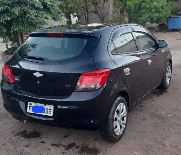 Chevrolet Onix JOY Hatch 1.0 8V Flex Mec. 4P 2018