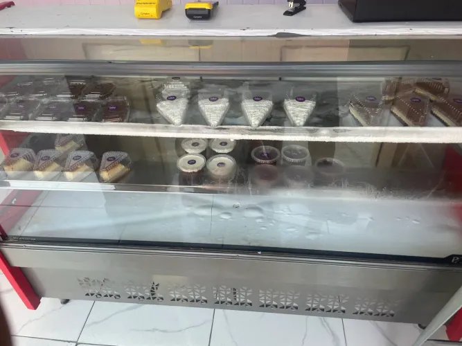 Balcão refrigerado : Marca Polar