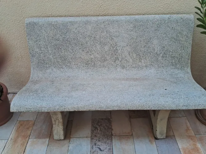 Vendo banco de concreto ou troco por banco de madeira