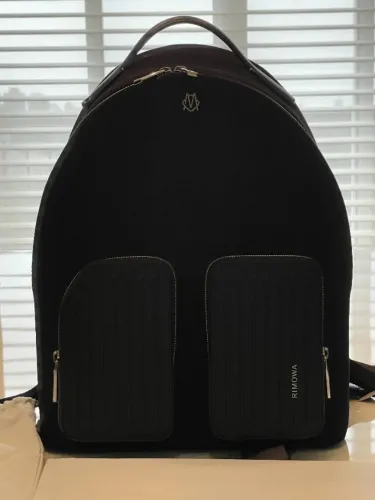 Mochila Rimowa - Never Still