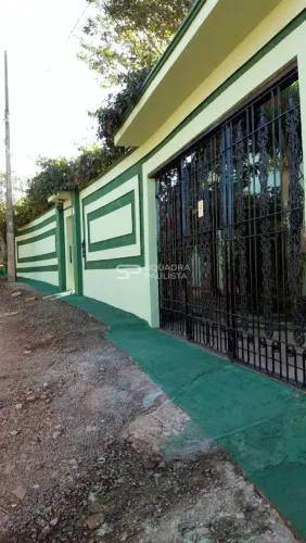 Casa à Venda em Atibaia | 280 m² Construídos | Terreno de 1.100 m² | Vista para a Pedra Gr