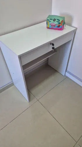 Mesa/Escrivaninha