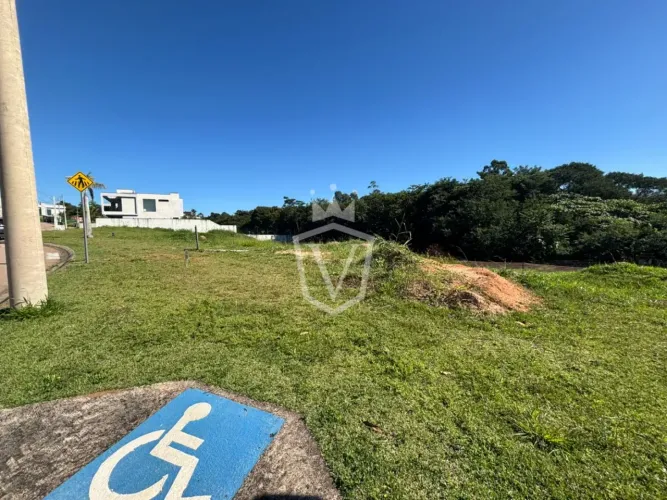 Terreno à venda no Condominio Terras da Alvorada - Bairro do Medeiros, Jundiaí/SP