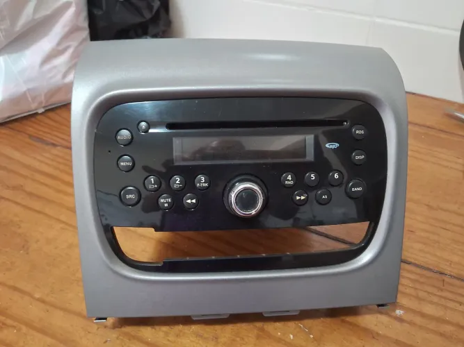 Vendo Rádio Som Cd Player Bluetooth Fiat Idea 2012 à 2015