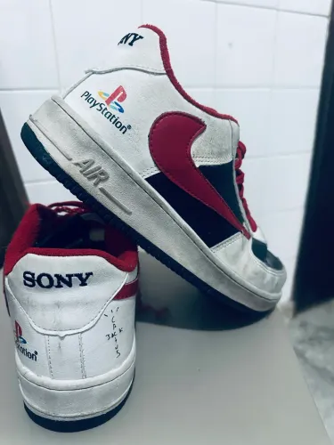 Tênis de couro adidas 