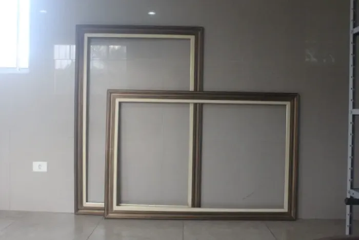 Moldura de Quadro em Madeira