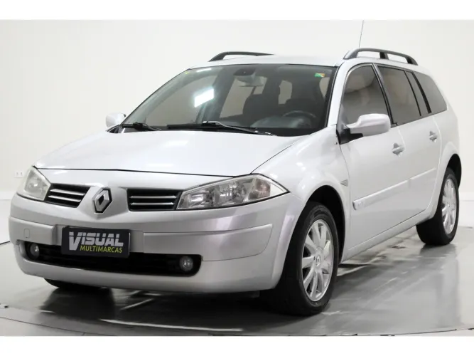 Renault Megane Grand Tour Dynamique 2.0 16V Mec. 2013